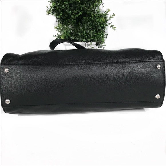 Michael Kors Black Hamilton EW Tote - Picture 5 of 8